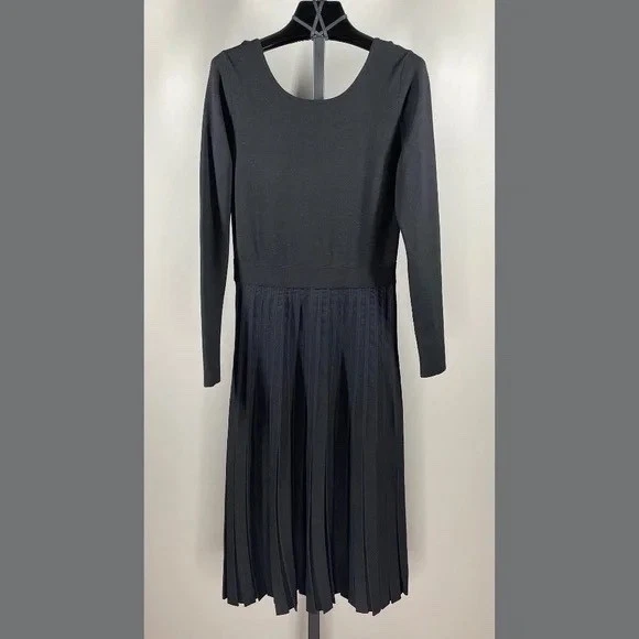 NEW Tory Burch Dress Womens Small black Florence fit flare knit designer classic - Image 1 of 4