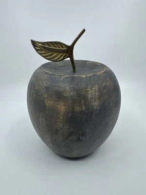 Pieza de decoración de manzana tallada en madera con vástago de metal dorado granja/cocina/maestro  Foto 1 de 4