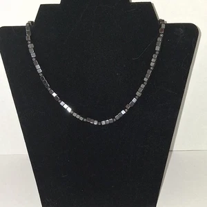 Hämatit Quadrat Würfel Perlen Halskette - Dark Gunmetal - Bild 1 von 4