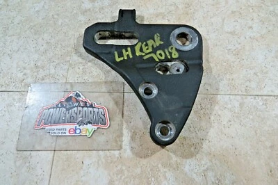 2019 INDIAN CHIEFTAIN CLASSIC, REAR BRAKE CALIPER MOUNT (OPS7018) Foto 1 de 4