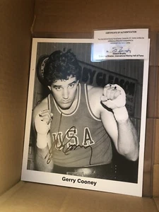 VTG Int Boxing HOF COA Photograph Signed Gerry Cooney Bobby GLEASON USA TANK TOP - Picture 1 of 8