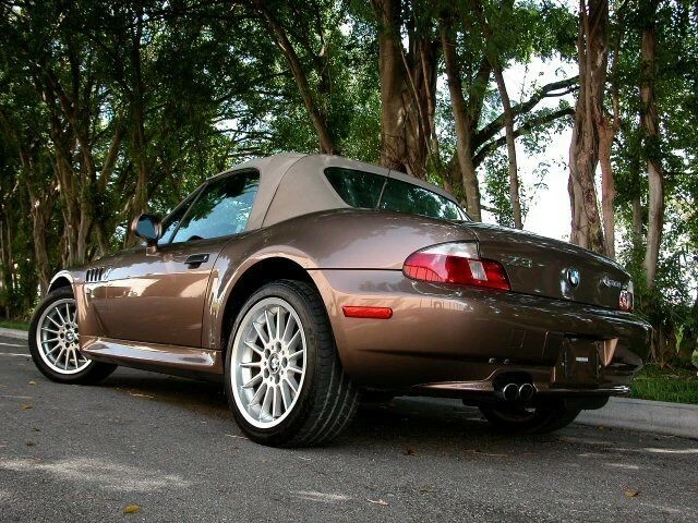 BMW Z3 - New Brown Mohair hood with Plastic rear screen - Image 1 of 1