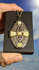 Vintage Celtic Glass Agate Pendant, in Box. 58x35mm. Chain Length 60cm - Picture 1 of 6