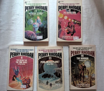 Perry Rhodan, 5 vntg pbs, 1, 2, 6, 23, 66 - Image 1 of 3
