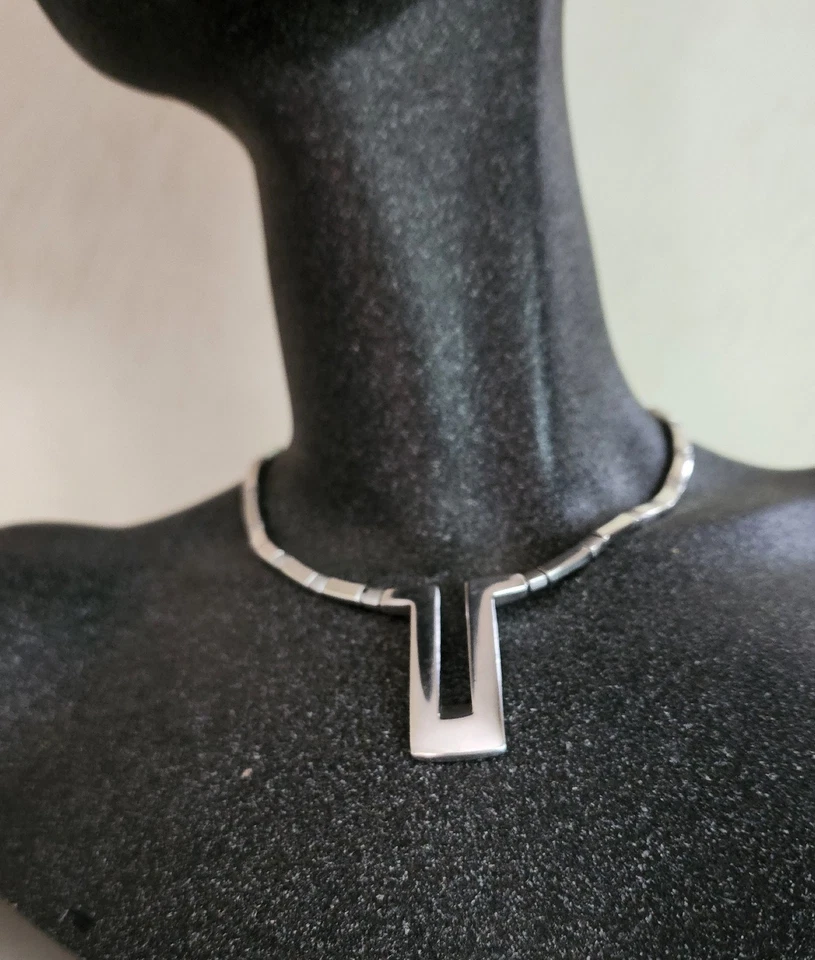 COLLAR MODERNISTA PLATA DE LEY POR APARTE 16" LARGO. 43 gramos Foto 1 de 4