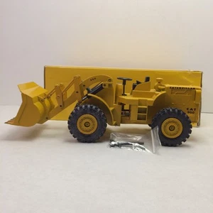 1/25 Cat Caterpillar 950 Wheel Loader by Strenco of Germany #2840 Vintage - Picture 1 of 13