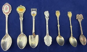 Lote de 7 cucharas de recuerdo de colección, coleccionables Italia, Corea, Australia, Arizona, casi nuevo - Imagen 1 de 2