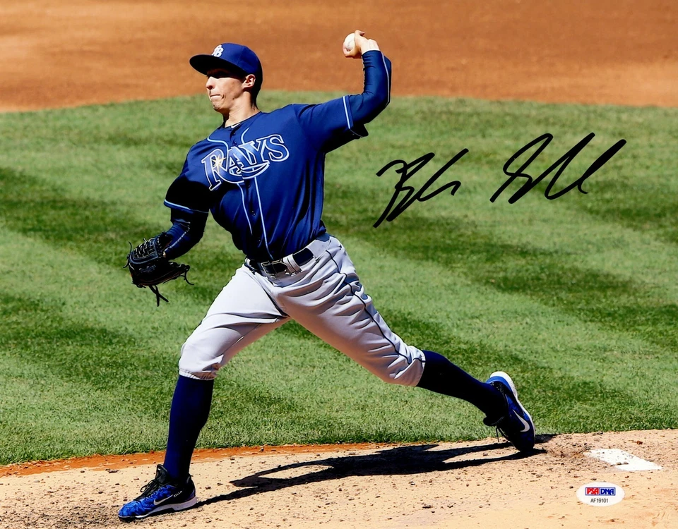 Blake Snell Signed 11x14 Photo PSA COA Auto Rookie RC Rays Photograph Cy Young - Image 1 of 1