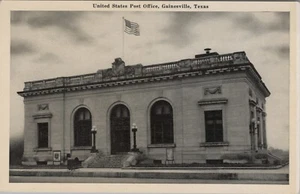 US Post Office Gainesville Texas Published by Dickerman Drug Store postcard D542 - Picture 1 of 2
