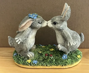 Vintage Charming Tails LOVE BLOOMS Bunny Rabbit Kissing Special Edition Figur - Bild 1 von 10