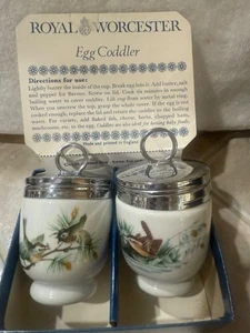 Juego de dos Royal Worcester Egg Coddler con motivo de pájaro e instrucciones 1960 - Imagen 1 de 6