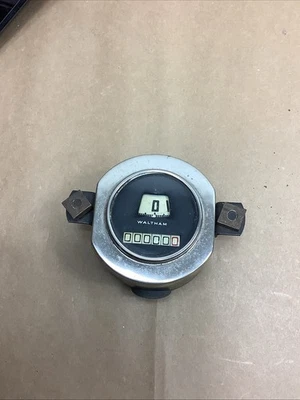 1930 1931 Model A FORD, WALTHAM , ROUND  SPEEDOMETER - Image 1 of 4