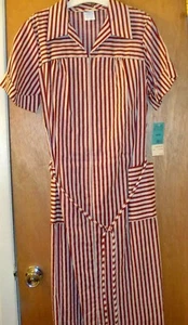 NEW WOMEN'S DRESS SIZE 18 ½ SHORT SLEEVE COLOR BURGUNDY & TAN STRIPE N147 - Picture 1 of 5