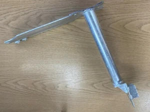Land Rover Defender TDCI / Puma Galvanizado Asiento Cinturón Anchorage -Derecho- - Imagen 1 de 2