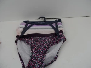 Girls Gapkids Original 5 Pack Cotton Spandex Panties Underwear -Size XS 4-5 NEW - Picture 1 of 4