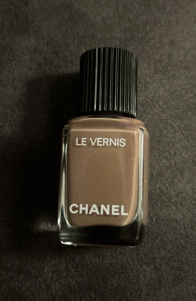 CHANEL le Vernis Nail Polish 505 Particuliere - Image 1 of 3