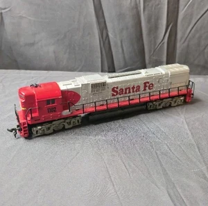 Tyco HO Alco Super 630 diesel, Santa Fe #1102, Runs Pulls - Picture 1 of 9