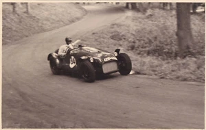 JAGUARA DRIVEN BY G.PARKER, CAR NO.34, PRESCOTT HILL CLIMB SEPT 52 PHOTOGRAPH.   - Picture 1 of 2