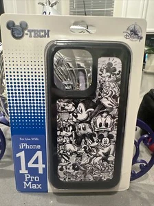 Disney Parks Mickey & Friends Black & White iPhone 14 Pro Max Hülle - Bild 1 von 5