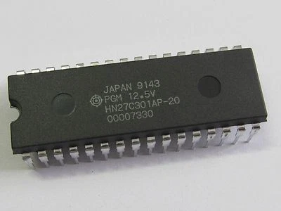 2 Stück/pcs - HN27C301AP20 - OTP PROM 1M (128Kx8bit) HITACHI DIP32 - 27C301 - Image 1 of 2