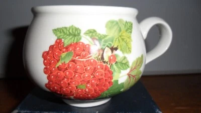 Portmeirion Pomona "The Red Current" Cup 2 1/2"/6.5cm High Free P & P - Image 1 of 4