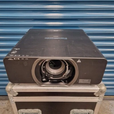 Panasonic PT-DS12K SXGA+ (12K) powerful 3 Chip DLP Projector, Used - Image 1 of 4