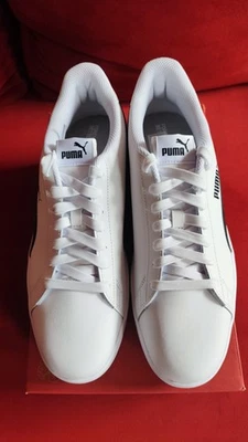 PUMA Smash V2 L (365215-01) Herren Sneaker Weiß/Schwarz Gr. 46 US 12 - NEU - - Bild 1 von 4