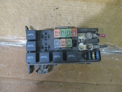94 95 96 97 Dodge Ram 1500 Engine Fuse Box Relay Junction Block 1994-1997 - Image 1 of 3
