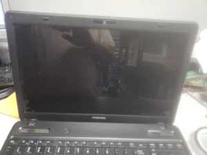 Toshiba Satellite C655D amd e300 1.30ghz  15" Laptop 4 GB RAM free shipping - Picture 1 of 8