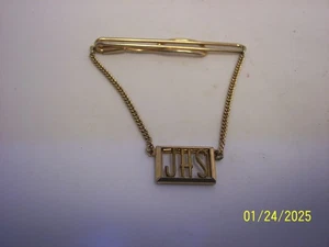 Vintage SWANK Tie Bar Clip with Chain ~ “JHS” Initials GOLD TONE - Picture 1 of 3