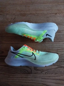 Nike Air Zoom Pegasus 38 Fast Pack Barely Volt Sneaker CW7356-700 Mens Size 11.5 - Picture 1 of 9