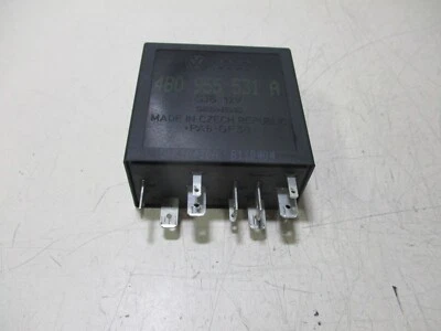 4B0955531A SIEMENS CENTRALINA RELE' TERGICRISTALLO VW AG NEW BEETLE ANNO 2001 - Immagine 1 di 3