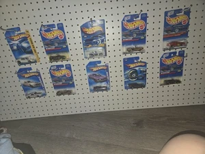 Hot Wheels Mustang 16 Autos Konvolut #2 - Bild 1 von 5