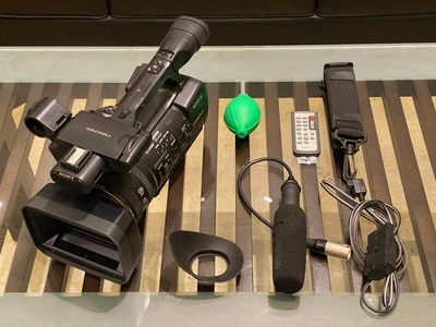 Sony HXR-NX5J/1 Video Camera Body Black G Lens w/ Remote Mic & Manfrotto KATA B - Image 1 of 4