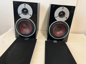 ALTAVOCES DE ESTANTERÍA ESTÉREO DALI ZENSOR 1 NOGAL/NEGRO - Imagen 1 de 12