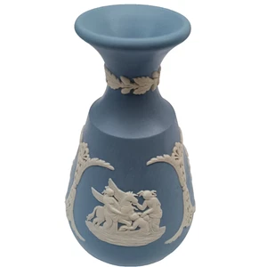 Vintage Wedgewood Blue Jasperware Neo-Classical Scenes Bud Vase 12cm England L2 - Bild 1 von 11