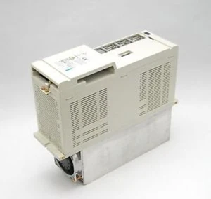 Geprüft okGebraucht Mitsubishi Antrieb MDS-R-V2-2020 auf Lager Versand per DHL. - Bild 1 von 3