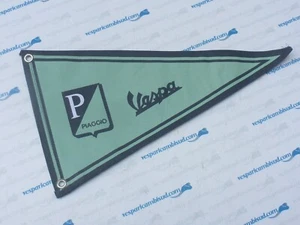 BANDIERINA VESPA CLUB DA APPLICARE AD ASTA PARAFANGO VESPA Vesparicambisud - Foto 1 di 2