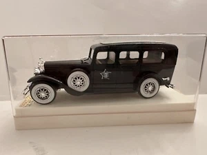 Solido Cadillac Police 4057 1:43 Made in France DIECAST CAR - Picture 1 of 3