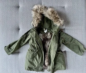 GAP KIDS Olive Green Faux Fur Hooded Jacket w/ Detachable Faux Fur Vest, Size XS - Picture 1 of 5