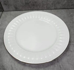 Majesticware by Oneida Athena Goldrand Salatteller weiß geprägt 7 5/8 Durchmesser - Bild 1 von 4