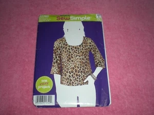 Simplicity Sew Simple A1740 Gr. US 8-18 Pullover Oberteil ungeschnitten 2012 neu aus altem Lagerbestand - Bild 1 von 3