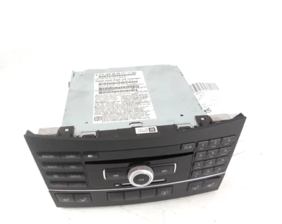 2010-2012 Mercedes Benz E350 Radio CD Disc Player Navigation Receiver OEM - Image 1 of 4