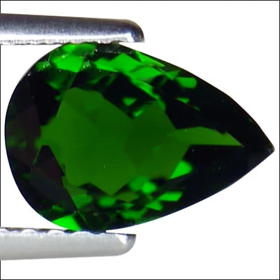 Piedra preciosa de diopsido de cromo natural de 1,25 quilates color verde profundo corte pera Foto 1 de 4