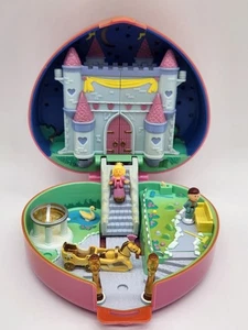 Vintage Polly Pocket Starlight Castle Lights Up Bluebird 1992 Complete Set - Picture 1 of 15