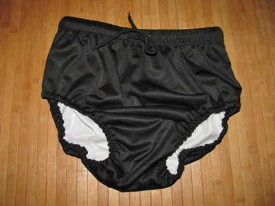 WRESTLING BRIEF Budget Model Size MEDIUM Polyester Spandex FULLY LINED Black NEW - Image 1 of 3
