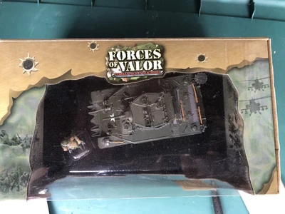 FORCES OF VALORS: U.S Tank M5A1 Stuart, 1:32, "91004" - Image 1 of 4
