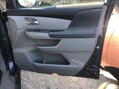 Honda Odyssey 2017 panel de moldura de puerta delantera 906391 Foto 1 de 4