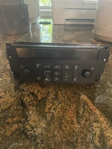 OEM 2005 -09 Cadillac Front Heat/AC Seat Warmer - Under The Navigation Radio - Picture 1 of 8