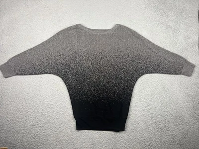 Suéter AGB Mujer Pequeño Negro Plateado Metálico Dolman Ala de Murciélago Ombre Tejido Foto 1 de 4